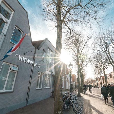 Het Vlielandhotel Luaran gambar