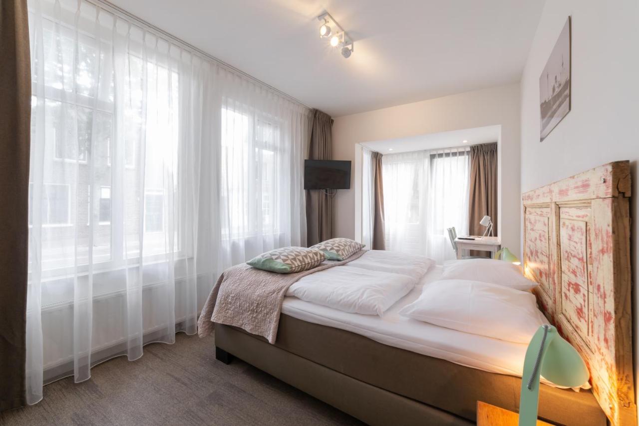 Het Vlielandhotel Luaran gambar