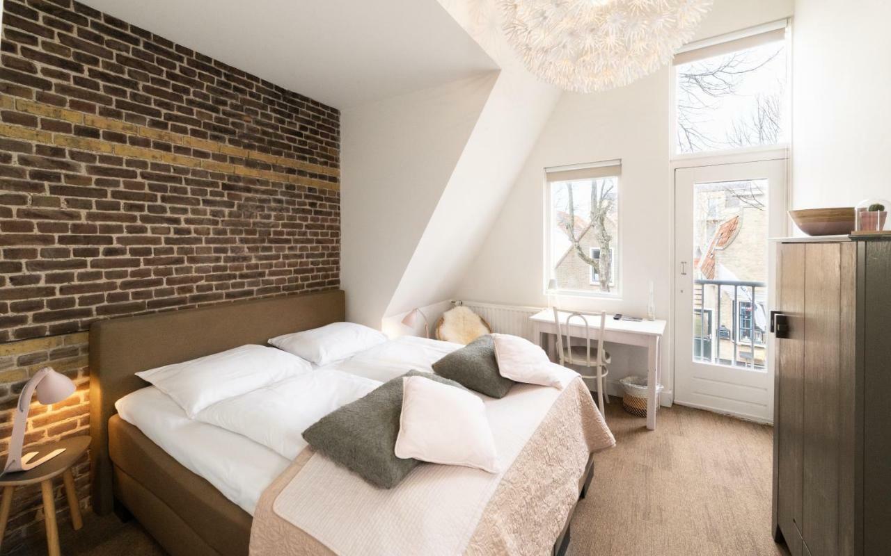 Het Vlielandhotel Luaran gambar