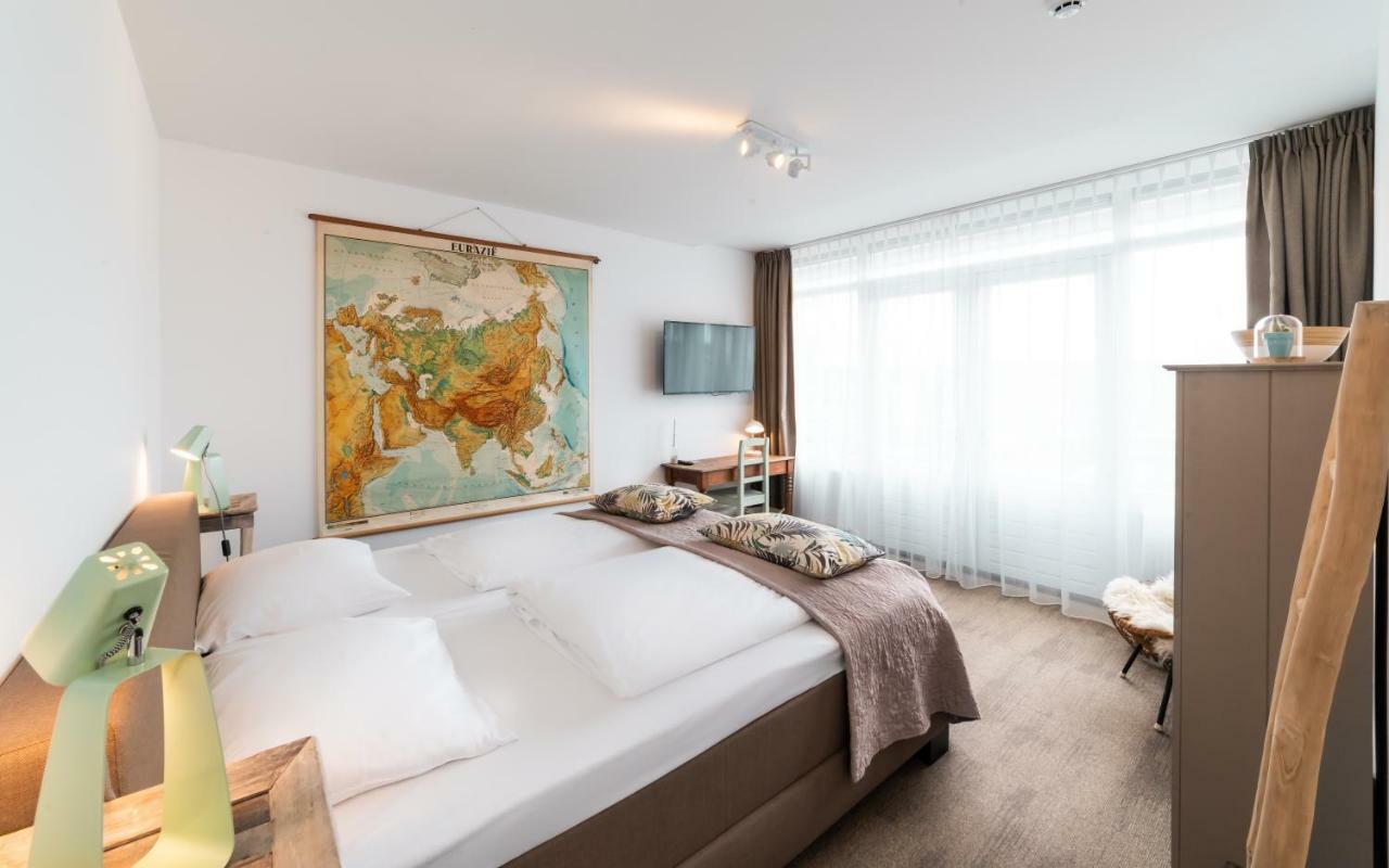 Het Vlielandhotel Luaran gambar